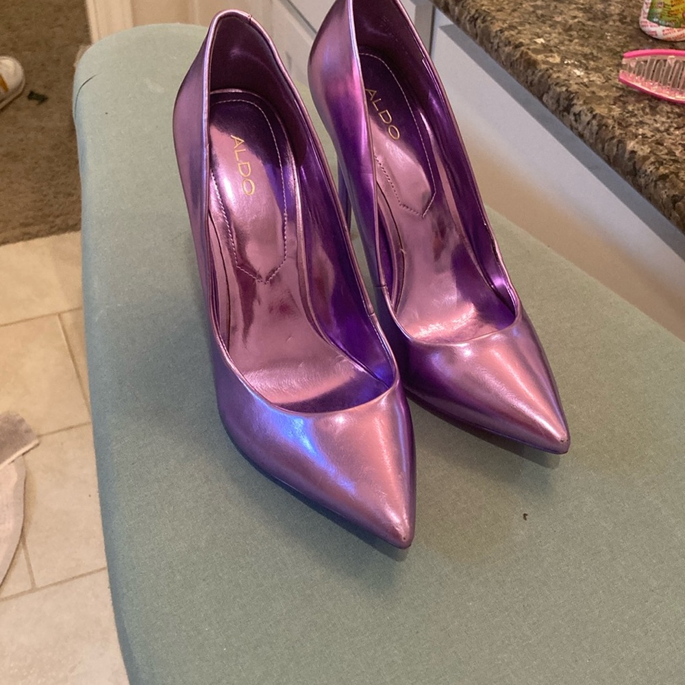 Aldo Metallic Purple Heels size 7